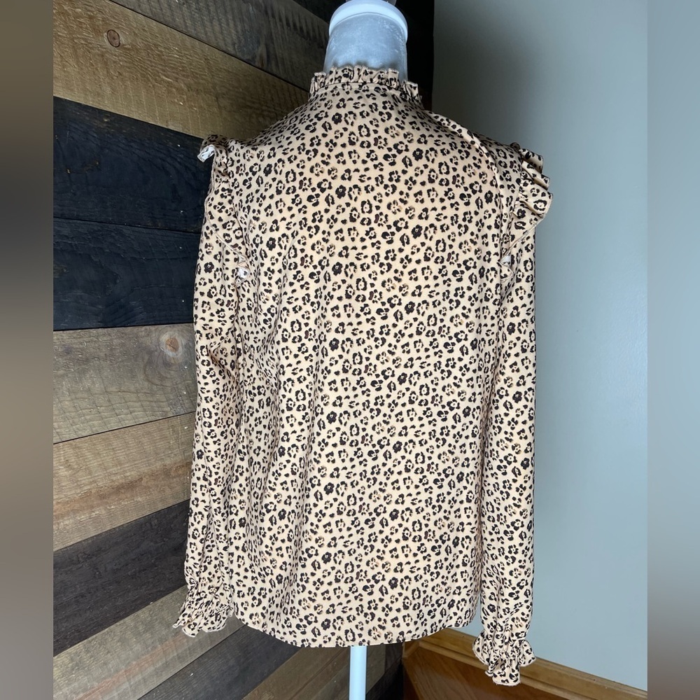 Rachel Parcell Leopard Ruffle Blouse Top Size Small - Picture 2 of 6